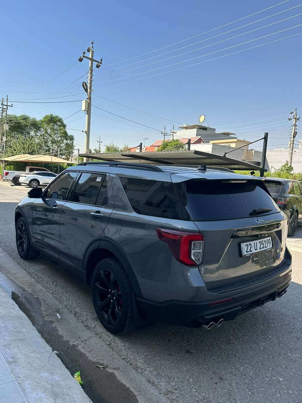 مۆدێل: 2023
 جۆر: Ford Explorer ST (3.0 Twin-Turbo - AWD)
 ڕەنگ: ڕەساسی تۆخ
 مواستفات: فول مواسەفات (پانۆراما، کامێرا ٣٦٠، شاشە، کوشن جلد سارد و گەرم، سیستمی B&O، ڕادار)
 دۆخی ئۆتۆمبێل:
 یەک پارچە سبووغ (بێ ژووری / بێ ناو)
 ئێرباگی سوکان و شانی تەقیوە، ئێرباگی سکن نە تەقیوە
 گێڕ و بزوێنەر و دەبڵ ئاکسل بەشەرتی فەحص
📍 شوێن: هەولێر
📞 ژمارە ***********
باللغة العربية:
فورد اكسبلورر ST موديل 2023
 الموديل: 2023
 المحرك: Ford Explorer ST (3.0 Twin-Turbo - AWD)
 اللون: رمادي غامق
 المواصفات: فول مواصفات (بانوراما، كاميرا 360، شاشة، مقاعد جلد تبريد وتدفئة، نظام B&O، رادار)
 حالة السيارة:
 قطعة واحدة صبغ (بدون داخل / شاصي ولغد شرط)
 إيرباگ السكينة (الراكب) سليم، الإيرباگ المفتوح: المقود والكتف فقط
 المحرك والجير والدفع الرباعي بشرط الفحص
📍 الموقع: أربيل
📞 للتواصل: *********** أربيل, العراق
