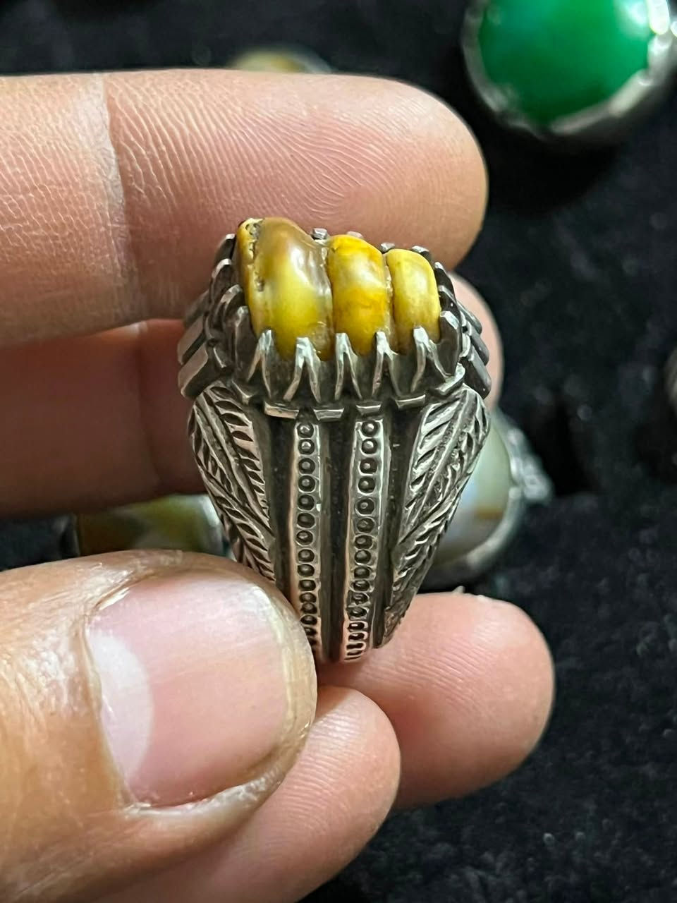 لوي نباعي تواصل خاص***********
