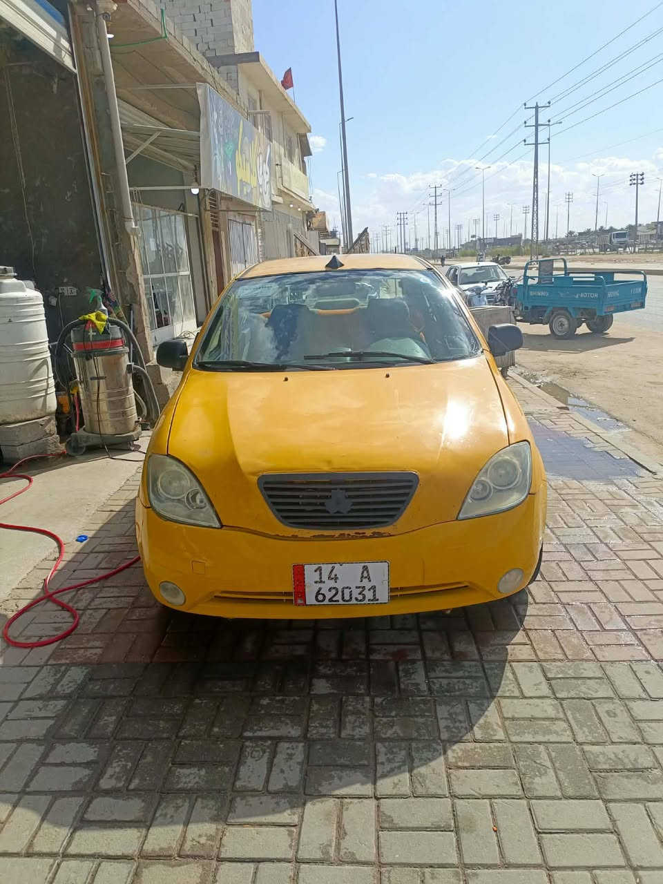السلام عليكم طيبه البيع موديل 16السعر 33 او بيه مجال سياره مرتبه مكاني كربلاء شارع ابو مهدي المهندس الشراي يتصل ***********
