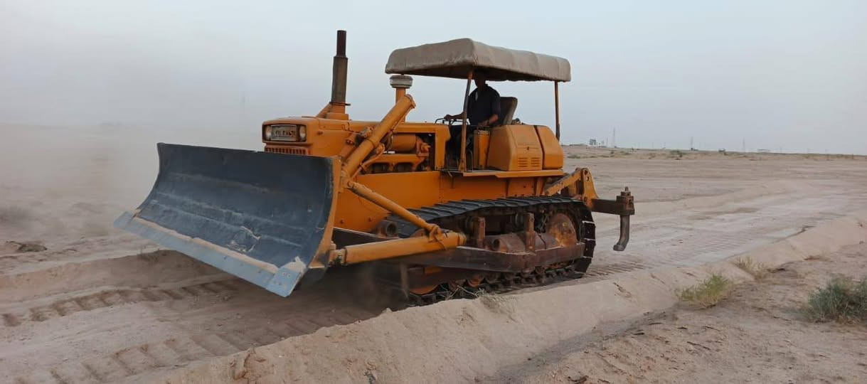 بلدوزر موديل, 82 كوماتسو أرقام وسنويه بغداد مكينه جاهزه للعمل ومكفوله المكان بابل السعر22 مليون للستفسار اتصل ***********
