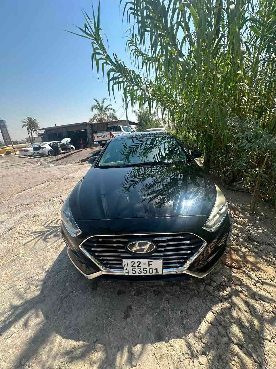 سوناتا 2018 ماشيه 100mi حقيقي
بابين جهة العبري مبدلات شركه بدون دواخل وبيها حالوب قليل بلقماره  سعرها ١١٣ بيها مجال بسيط 
***********
