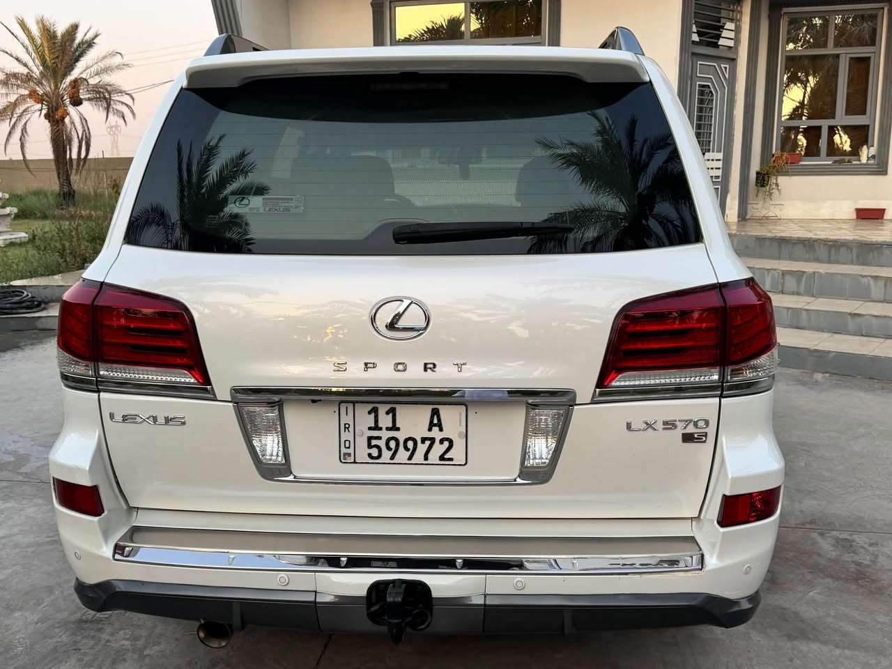 🚘 لكزس LS 570 S خليجي فول أوبشن للبيع 🚘
للبيع لكزس LS 570 S موديل 2013، خليجي، فول أوبشن، سيارة فخمة ومميزة، تجمع بين القوة والراحة والفخامة، ومناسبة للاستخدام الشخصي وللي يحب السيارات الراقية.

✨ مواصفات السيارة:
🔹 الموديل: 2013
🔹 النوع: Lexus LS 570 S
🔹 المواصفات: خليجي – فول أوبشن
🔹 السيارة مكفولة حسب المذكور
🔹 التواير: تخم تايرات جديد
🔹 الدعامية الأمامية: نصفها صبغ حدادية جديد
🔹 توجد رصعات صغيرة متفرقة، والتفاصيل واضحة للمشتري
🔹 السيارة جاهزة للاستخدام

💎 سيارة راقية بكل معنى الكلمة، مريحة جداً بالسفر والاستخدام اليومي، ومحرك 5700 المعروف بالقوة والأداء.

📍 الموقع: [ بغداد
💰 السعر: [355
📞 للتواصل: [***********
السياره باسمي تحويل مباشر 

✅ الفحص على حساب المشتري وبأي مكان يختاره.
🤝 البيع للجادين فقط، 

ملاحظة: يرجى عدم الاتصال إلا من المشتري الجاد، والسعر قابل للتفاوض بالمعقول بعد المعاينة.
