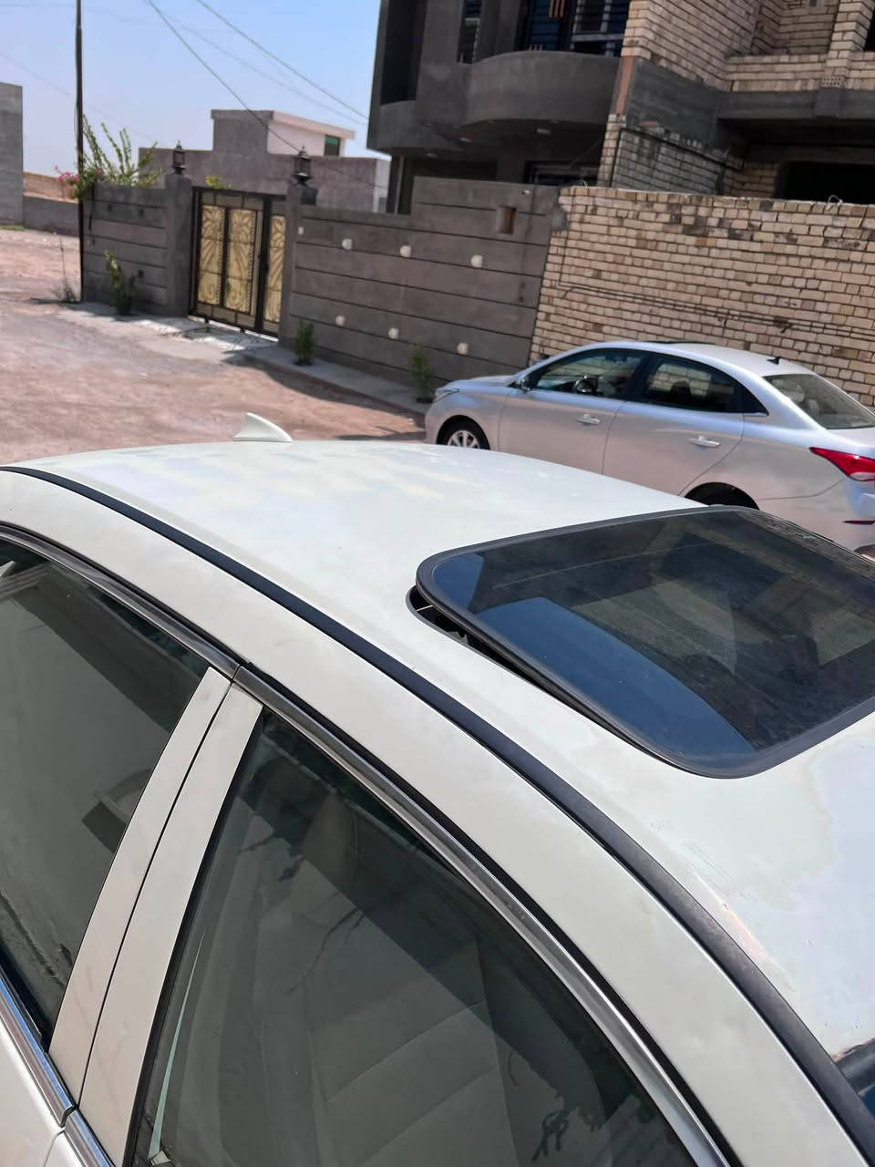 BYD f6 2012
بيوايدي اف ٦  موديل ٢٠١٢ محرك ٢٠٠٠ دوش كير عادي فول مواصفات تحكم ستيرن كشنات جلد فتحه سقف حساسات خلفيه كامره شاشه جبيره تدعم ويز وكل البرامج تبريد ثلاجه منظومه جديده فريز مال نيسان صني وكمبريسر بلادي يعني التبريد ثلاجه كير عادي السياره مابيها لا ضربه ولا صبغ بلاد بس جراد كلش قلبل موضح بلصور بدايه مامبين مكينه وكير مكفولات ترايك وين متريد ماشيه ١٧٠ الف حقيقي غرفه كلش ضخمه جبيره وتجوه وسطيه خلفيه ويل كب منظومه لايت زنون جديده لايت كلش قوي تحويل مباشر رقم بغداد السعر ٥٥ وبيها مجال كلش بسيط مكاني البياع حي الجهاد ***********

