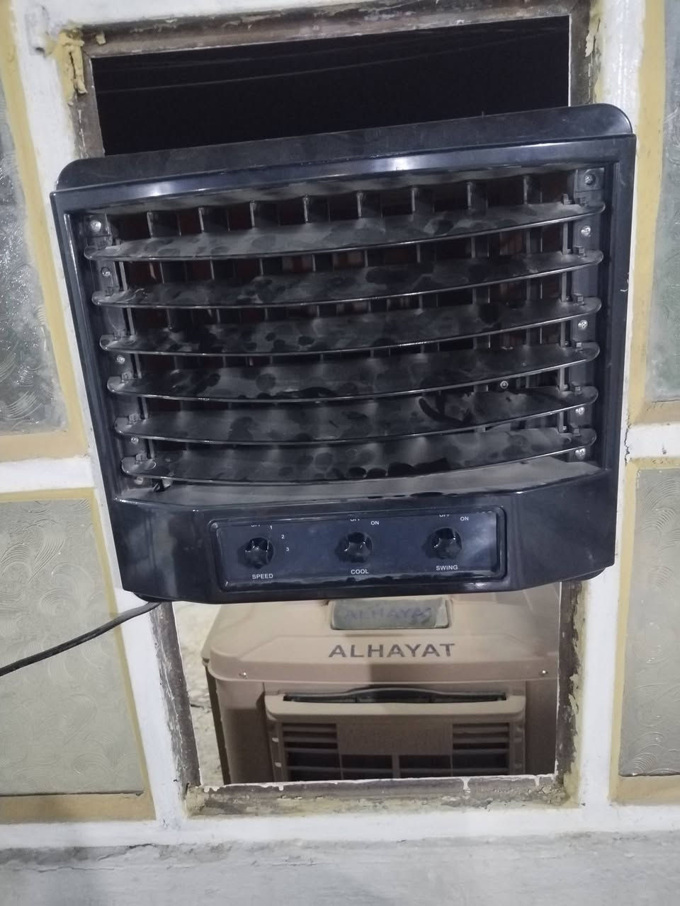 مبردة جديدة صار شهرين من اشتريته ب 400 الف
***********
