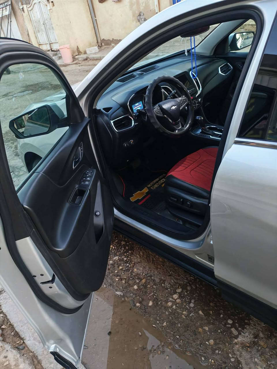 كوينكس 2019ماشيه 140حقيقي مكينه الف ونص تيربووو 
فول مواصفات خمس بصمات كامره دواره كشن مخملي شاشه دواره تشغيل عن بعد رادارات صندوق كهربائي 
مكاني العماره 
السعر 125
للاستفسار الاتصال ***********
