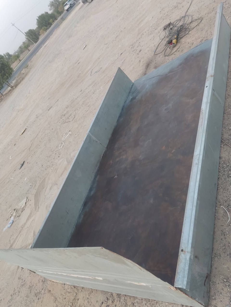 السلام عليكم غلاف بدي حوضي كيا فحل للبيع مكان الخالديه قرب سيطرة الناظم السعر 230الف بي مجال بسيط   التواصل على الرقم ***********
