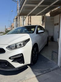 كيا سيراتو موديل 2019 وارد خليجي محرك 1600  مواصفات  بصمه حساسات اشارة...