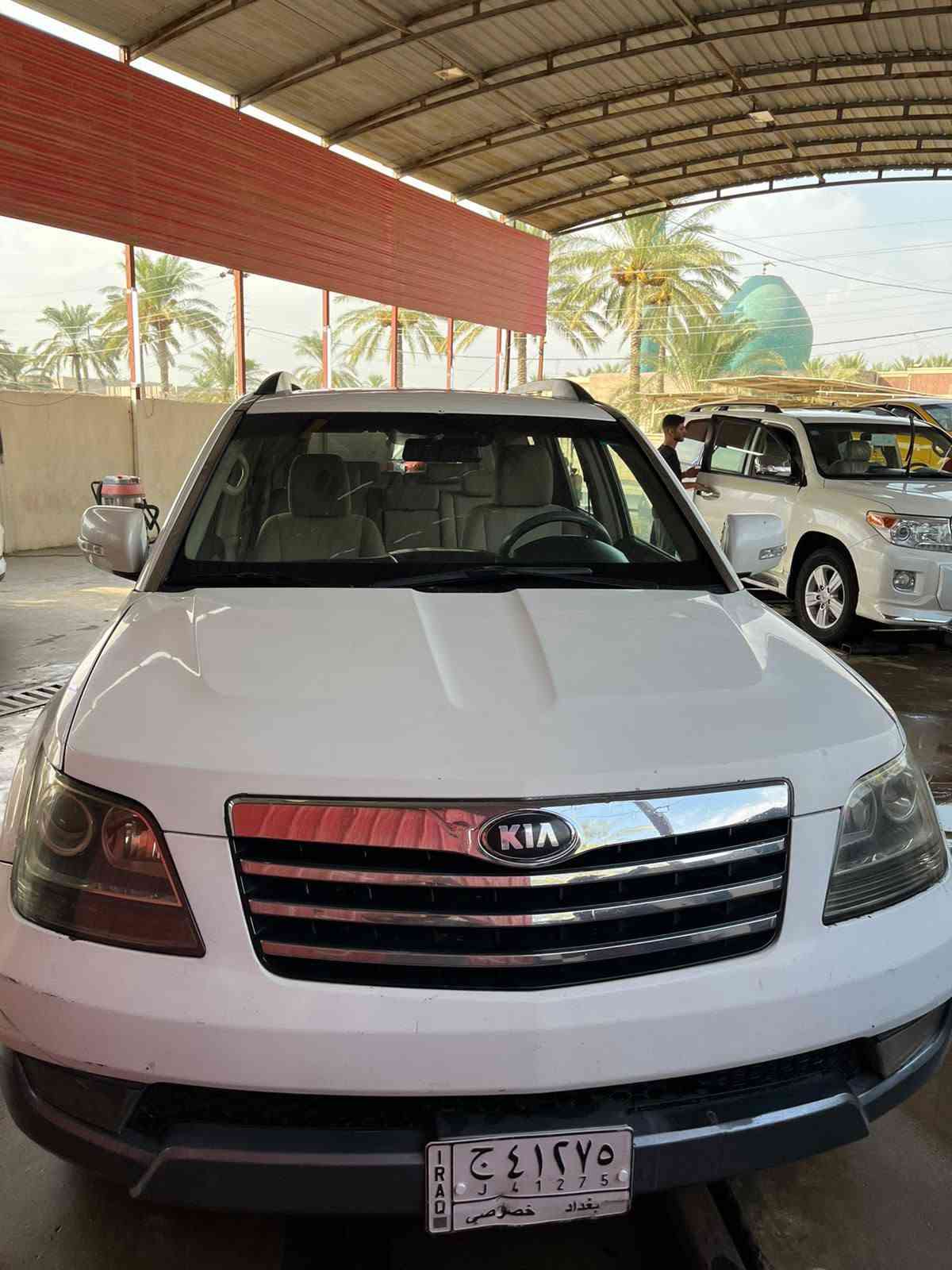 السلام عليكم
للبيع كيا مهافي 2010 خليجي بيهه قطعتين   رقم بغداد السياره جاهزه من كلشي كير محرك حداده تخم تاير تبريد 7راكب3قطع تبريد رايدهه ب 120 وبيهه مجال بسيط للستفسار الاتصال ***********مكانهه مقابيل الحسينيه
