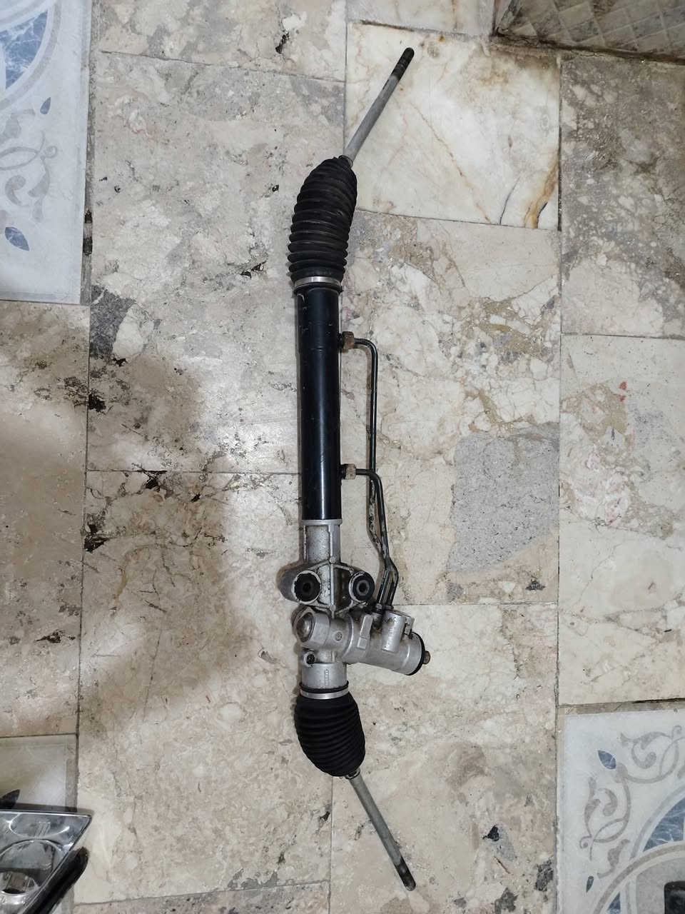 غراض سياره اوبترا للبيع نضيف
***********
