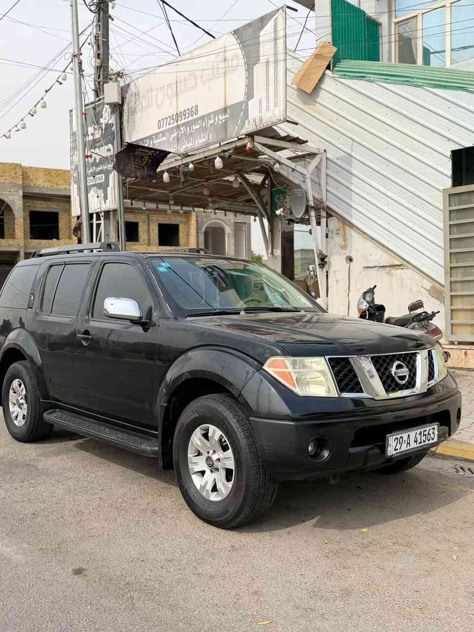 نيسان باتفندر للبيع خليجيه
رقم واسط بأسمي رقم دولي سياره جاهزه نقص برغي مابيها
حداديه تخم تاير جاهزه 
7 راكب عنوان واسط كوت داموك 
***********
***********
