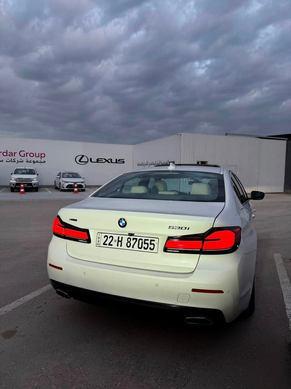 السلام عليكم
Bmw 530i 2022
كلين تايتل ( مكفولة تماماً ) 
ماشية 54 ميل

المواصفات
داتا شو 
سستم صوت هارمن كاردن
تدفئة كشنات وستيرن
رادار امامي
تحديد مسار 
سلايد
انارة داخلية محيطية ١٢ لون
 

للتواصل : ***********
