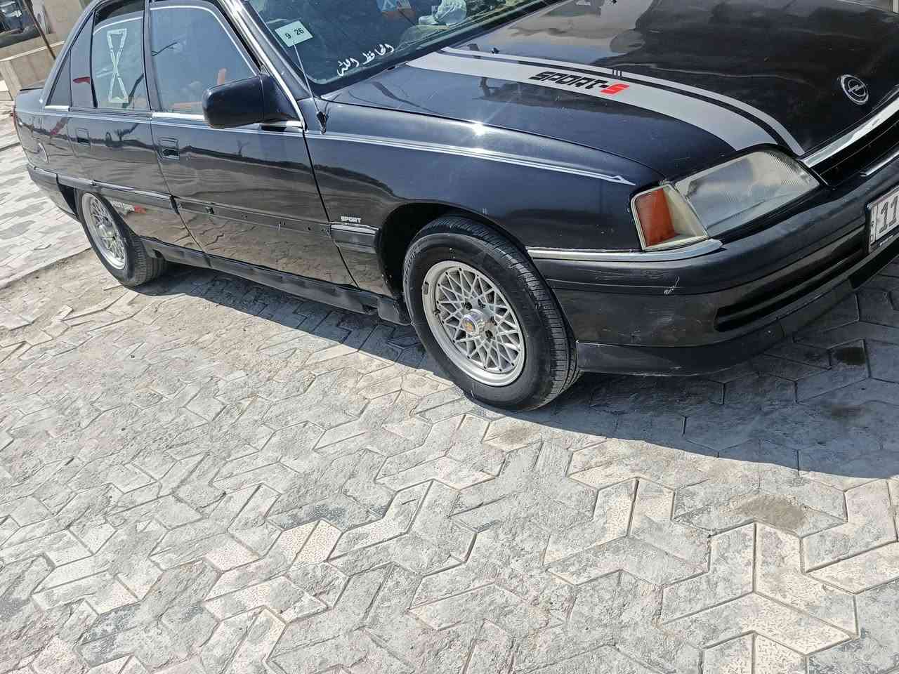 اوبل اوميكا 1993 كير محرك باتري تايرات جديد
مصبوغه عام جماليه بدون ضربه السعر 28 
سنويا لل2031 بسمي 
***********
‏‪***********‬‏
