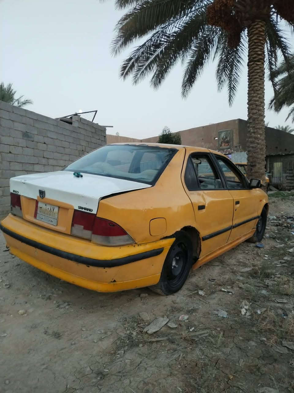 سلام عليكم سمند مديل ١١ كير مكينه حداديه خير من الله كهربائيات كله شغاله سياره جاهزه ما عيزه شي كبل لشارع رقم ألماني بغداد السعر 11 وبيه مجال رقم الموبايل ***********
