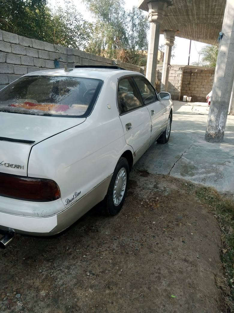 السلام عليكم ورحمه الله وبركاته بطه گراون للبيع موديل 93گير ومكينه اتشگ الكاع خير من الله صبغ احزام جماليه صدر خلفي امامي جديد ع ايدي بدلته رقم انبار انگليزي بسمي سنويه لل 30مكفوله من نقل والضربه ثاني يوم تحويل السعر 44مكاني فلوجه الگرمه اتصل وتدلل ***********
