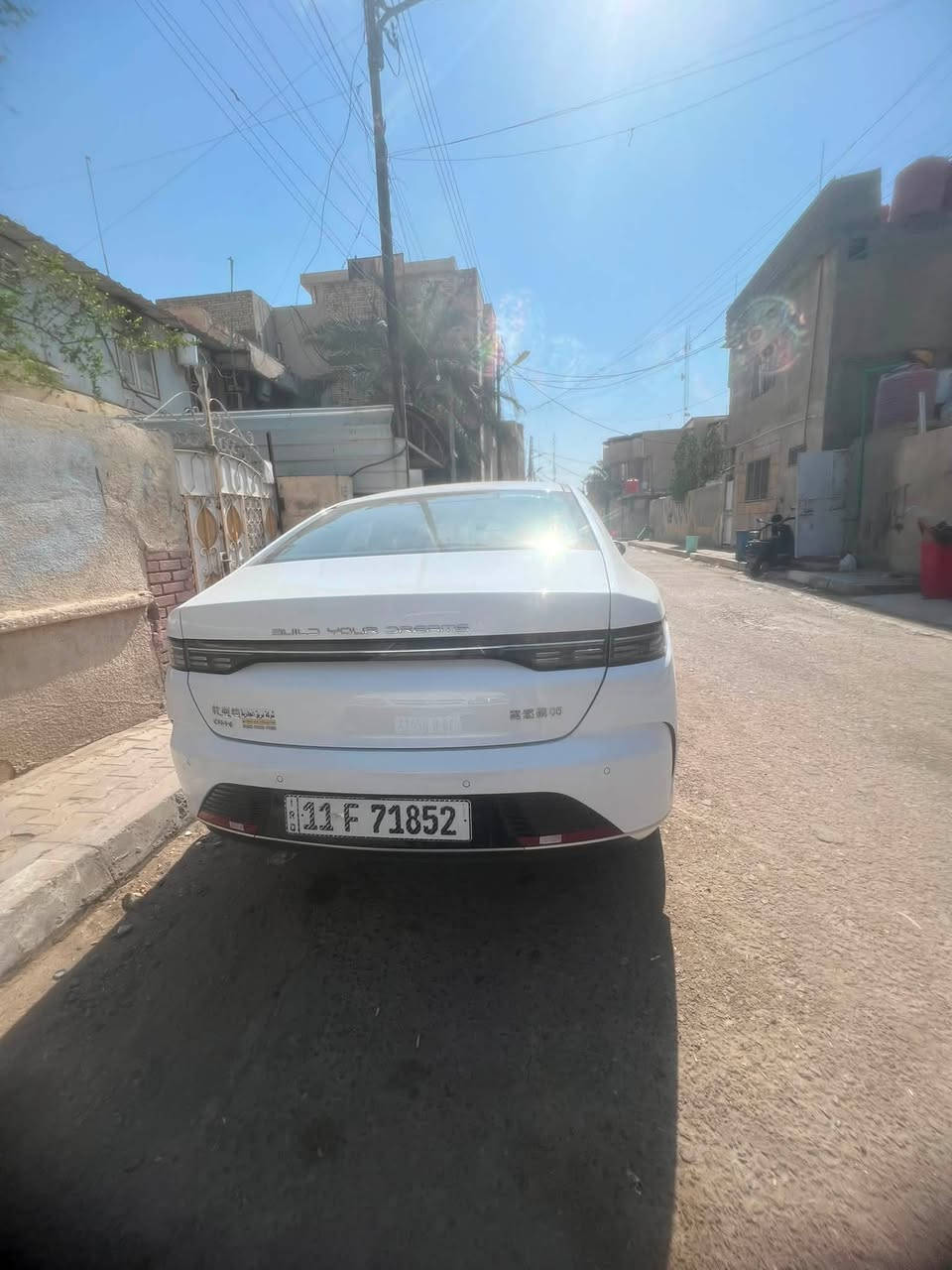 بس واي دي٢٠٢٥  سلام عليكم دسترويرللبيع  رقم بغداد وراعيها بغداد مقترض وكفيل من البيت نفسه سياره كفالهالسعر ١١٤ مرقمه وكامله مكانها البصره للاستفسار *********** اتصال فقط

