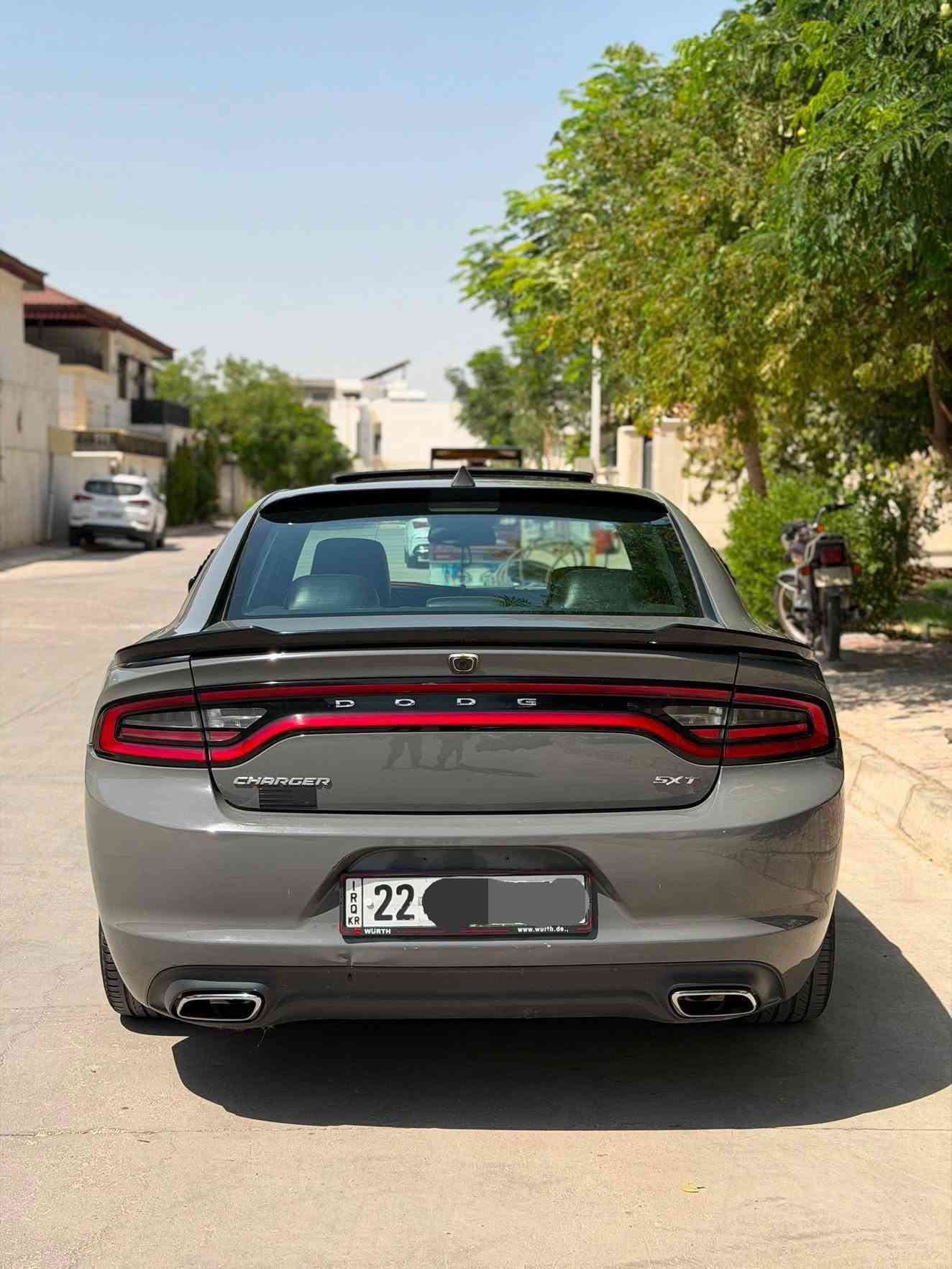 السلام عليكم
للي يدور شي مميز ومناسب 

جارجر 2017 SXT PLUS BLAKC TOP

وارد كندي كيج 260 

مكينة V6 3600 

لون مميز سمنتي

رقم شمالي اربيل الدولي 

سنوية وهزة جدد وبأسمي تحويل ثاني يوم

ماشية 85 

السيارة فول مواصفات 

فتحة 

شفتات ستيرن

تحكم ستيرن

ويل سكات حجم 20

شاشة جبيرة

تدفئة ومساج كشنات

كشنات كهرباء 

تبريد قطعتين

بلاجكتور امامي 

وبعد هواي مواصفات 

الإضافات 

جنح SRT 

سكوبات مري 

سكوبات مثلث

يدات اسود لامع

شفقة 

مطريات

السيارة كفالة من الصبغ بيها فقط 4 أماكن بارد صغار 

السيارة جاهزة وبدون مصرف

صدر جديد

ادامة جديدة

بوليش جديد

مكينة وكير كفالة

مكان السيارة كركوك

السعر 212 

الشراي يتصل *********** كركوك, العراق
