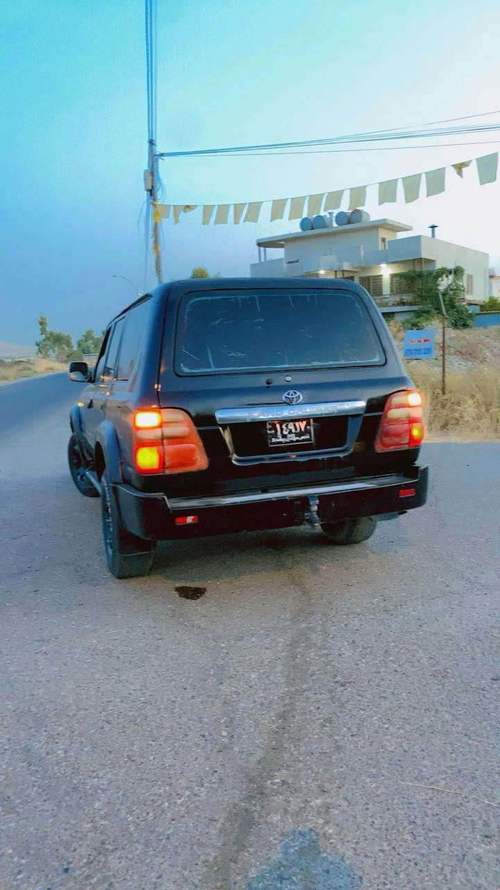 ليلاعلوي موديل ٩٨كيرمكنة بطة سيارة دةين دزي بشرت سنويةك يادكةل سعر١٩مجالةك برايني *********** دهوك, العراق

