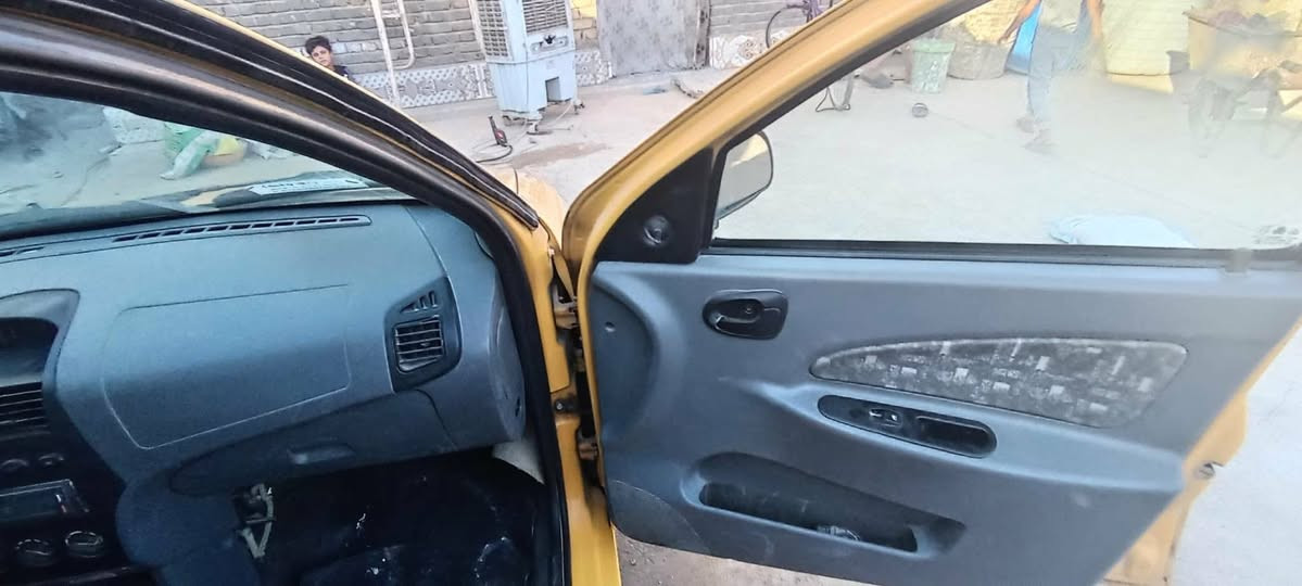 طيبة ١٥ بغداد سنوية جديدة بيهة قطعة تبديل وجنطة مصلحة ٣٨مكان السيارة ديوانية وتساب ***********
