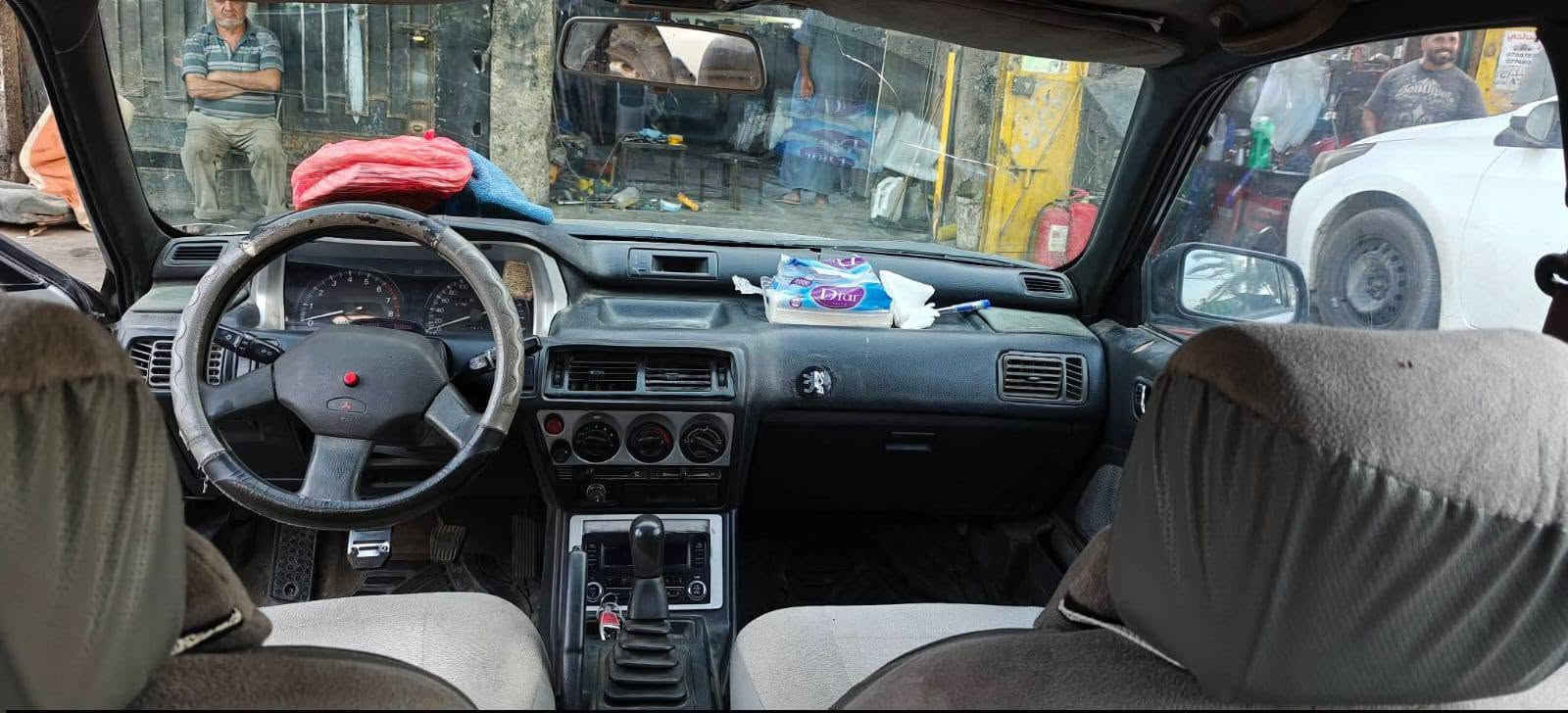 السلام عليكم.مسيوبيشي كلنت 91 رقم بغداد دولي سنوية بأسمي جديدة2031 محرك سوناتا تبريد ثلج تخم تاير دوشمة جديدة سنوية 31 مكاني بغداد قرب سيطرة الشعب.السعر 37  رقم الهاتف *********** واتساب
‏‪***********‬‏
