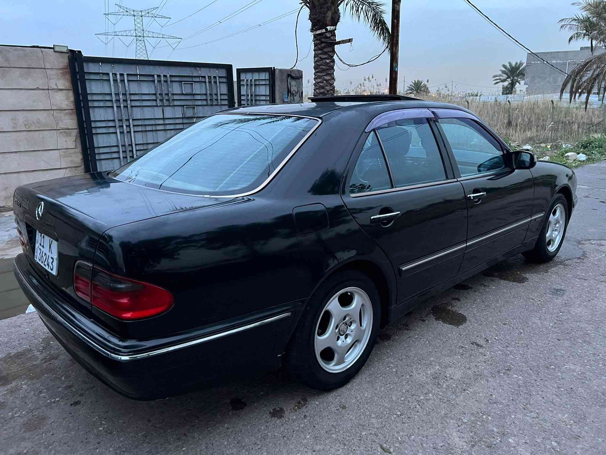 ام عيون • ٢٠٠٠ • مكينه وكير زينه