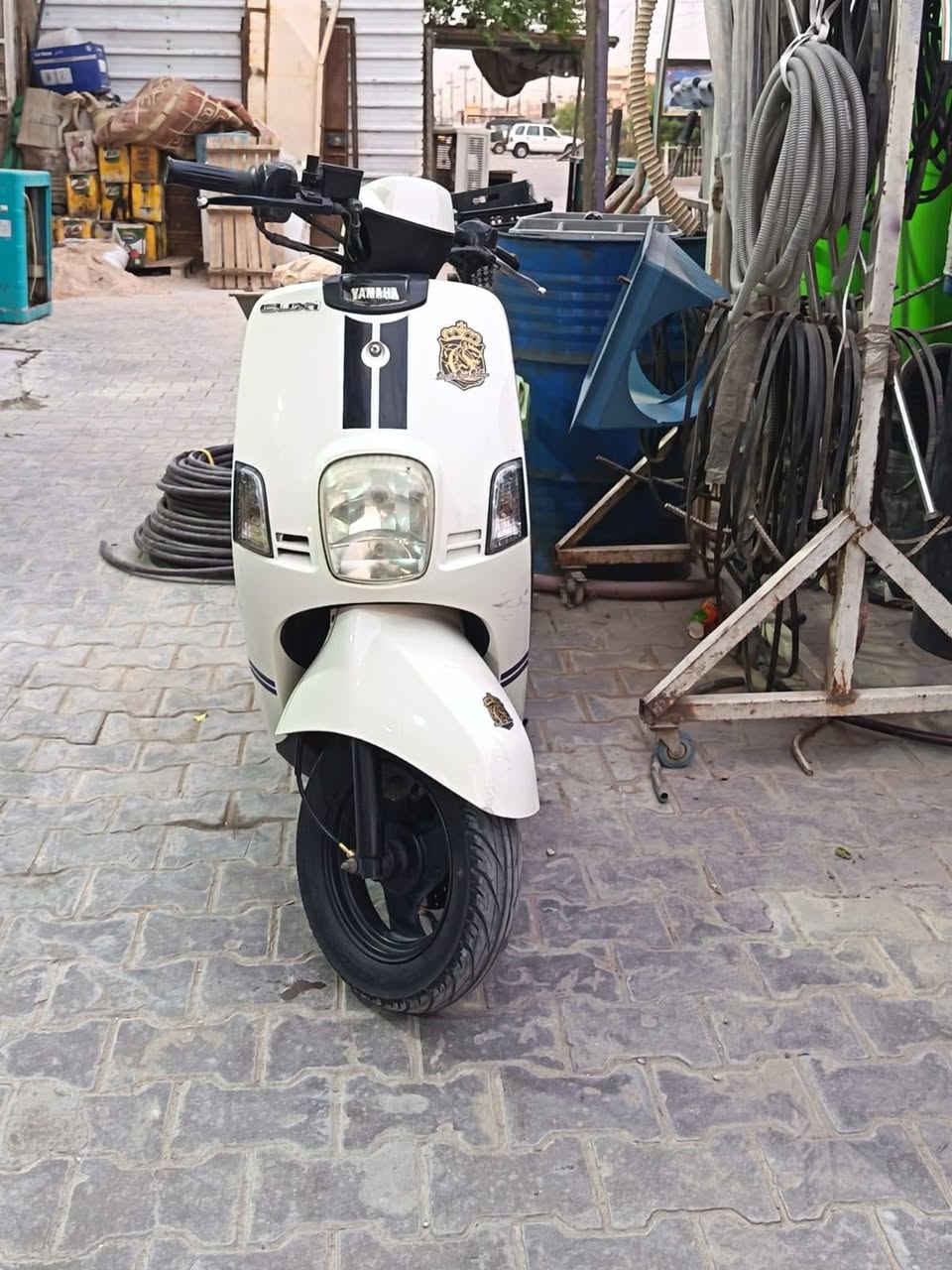 بوليس • نضيفة • بحاجة ترتيب