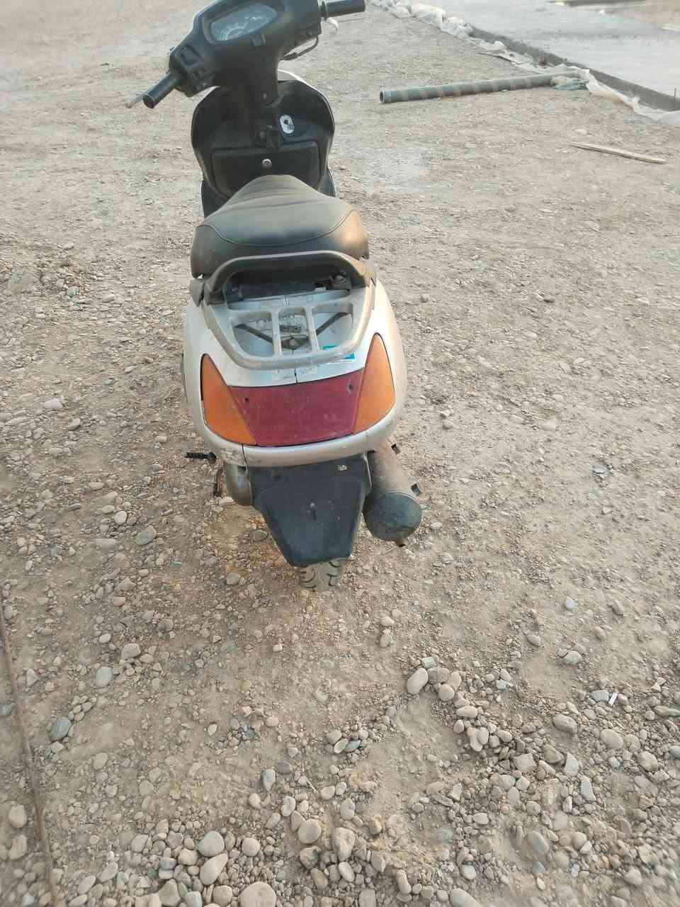 ***********
400
