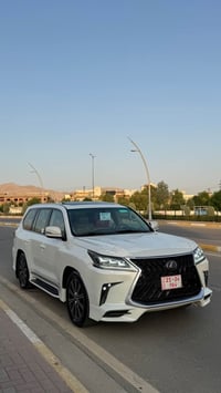 لكزس LX570 • ٥.٧ V8 • معدلة دبي ٢٠٢١