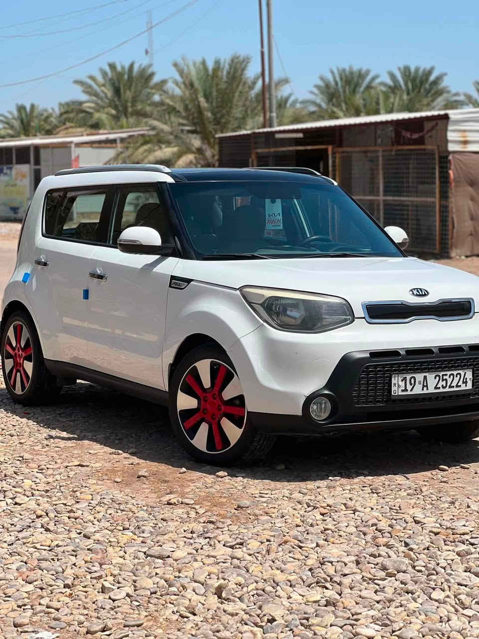 صول 2015 خليجي
محرك 1600 دوش 
فول مواصفات1/1 
ماشيه 95 الف
مكان السياره بابل 
للاستفسار ‭***********‬
