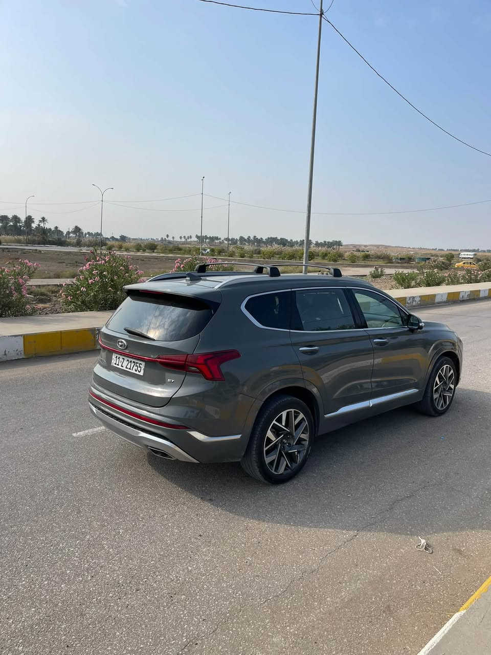 سنتافي كالكرافي ٢٠٢٣
رقم بغداد باسمي 
اعلى مواصفات واعلى فئة
محرك ٢٥٠٠ تيربو 

***********
