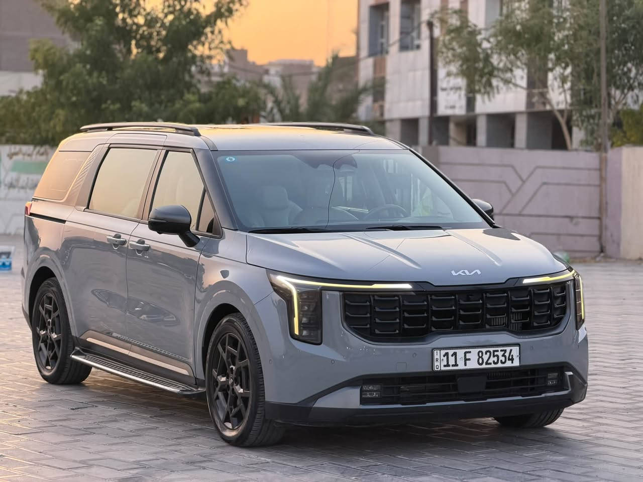 ياالله

السلام عليكم 

كيا كرنفال هايبرد 2025 SX برستيج وارد كوري 

Kia Carnival Mpv Sx Prestige 2025 1.6 Hybrid  

 

                  Hybrid حجم المكينه : 1.6 تيربو + هايبرد 

         المسافه المقطوعه : 42 الف كيلو 

  

#مواصفاتها 

1.شاشه امامي 

2.كامرات 360

3.بصمه

4. اوتوبارك تروح وتجي بالريمونت

5.ويل كب اسود

6. تشغيل عن بعد

7.حساسات خلفي امامي

8.بيبان كهرباء

9.لايتات لد

10.لايتات زنون

11.بكلايتات لد

12.اشاير بالمري

13.رادارات 360

14.كشنات جلد مشمشي

15.ثلاث قطع تبريد

16.هيترات بالكشنات حار بارد امامي خلفي

17.هندبريك بصمه

18.شحن وايرليس

19.هيتر بالاستيرن

20.كشافات 

21.مري شفط

22.كشنات كهرباء امامي خلفي

23.كشن السايق ميمري

24.تحديد مسار

25.نظام ايكو سبورت عادي

26. شاشات خلفية ايباد

27.كامرات محيطية داخل السياره

28. داش كام 

فول موصفات 1/1 جاهزه مرقم بغداد 

🟩 السعر  _ 285 مرقم بغداد وبيها مجال

تفاصيل اكثر هذا رقمي *********** تحياتي 

مكان السياره بغداد حي الجامعه
