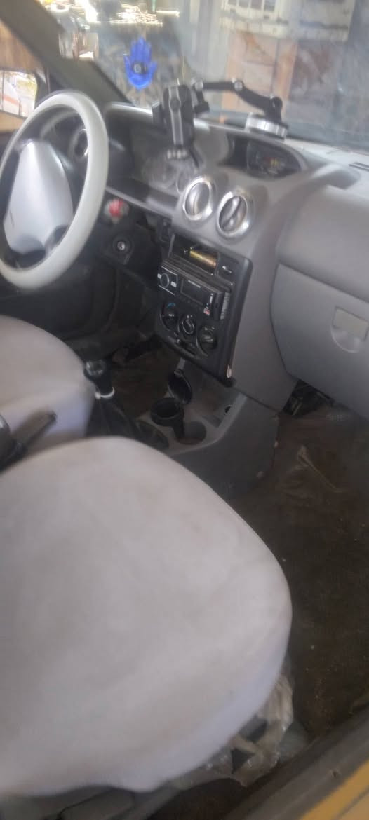 سايبا موديل ١١ مكينة كير  تبريد كله فول شغال سيارة عضمتها حلوة رقم انكليزي بغداد تحويل ثاني يوم ادامة كاملة مسويلها السعر ٣٠ ورقة قفل 
***********
