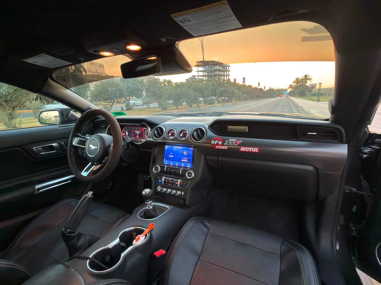 Ford mustang GT 5.0
بيع او مراوس ب 4 ابواب حسب قناعه ..
السعر 200 وبيها شي بسيط
🚗 الموديل: [ 2022]

🚀 المحرك: [ 5.0 ]

⚙️ الكير: [ عادي]

📍 الممشى: [ 20 الف ميل ]

🎨 اللون: [ اسود كذاب ]

📋 الحالة:

[ وارد امريكي بجم كبس لا شواصي ولا لغودحادثها جانبي جاملغ سكن مفتوح بتقرير وباب وجاملغ خلفي صبغ وجنطه مفتوحه   ]

【 المواصفات 】

بريمويم فول 

✔️ شاشة كبيرة

✔️ Apple CarPlay / Android Auto

✔️ كاميرا خلفية

✔️ حساسات أمامية وخلفية

✔️ نقطة عمياء

✔️ تحديد مسار

✔️ رادار

✔️ مقاعد كهربائية

✔️ تدفئة/تبريد مقاعد

✔️ مثبت سرعة

✔️ إضاءة LED

✔️ وغيرها من المواصفات...

السياره بعدها بلاديه عليها برمجه استعمال يومي
للاستفسار ***********
