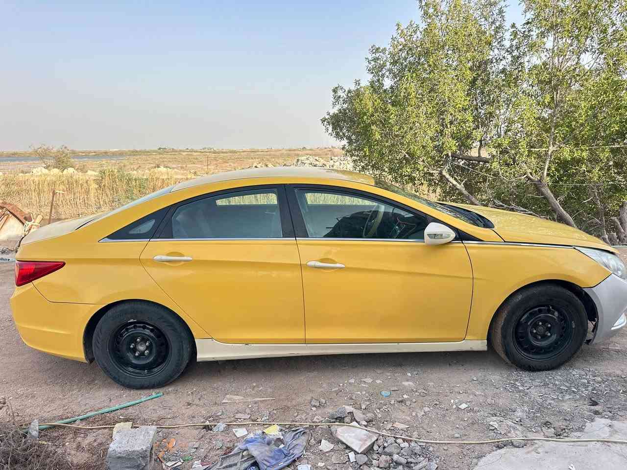 السلام عليكم من رخصة مدير الكروب والادمن سيارة سوناتا 2013خليجي بسمي محرك 2400دوش استوني شادة صارلة 25يوم سنوية لل2027شهر 4  رقم بصرة شرط المداور السعر 105وبيهه مجال باقي التفاصيل راسل واتساب او اتصال ***********
