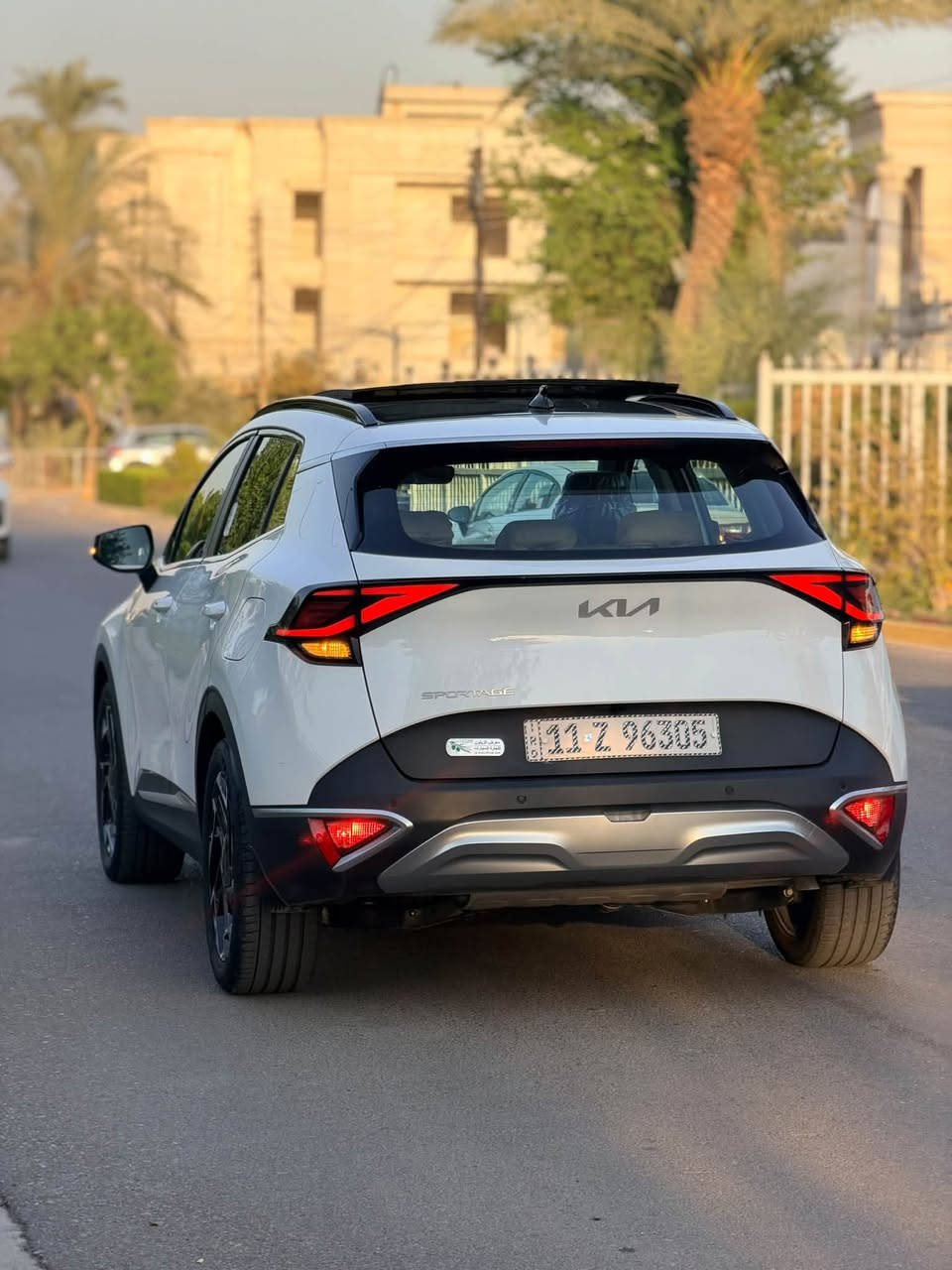 🔥🔥 للبيع سبورتاج 2025 وارد خليجي — فول   مواصفات.  كوري اصلي مو صيني 🔥
🚘 KIA SPORTAGE 2025
🇦🇪 وارد خليجي | فول مواصفات
✨ نظافة عالية جداً — بحالة ممتازة مكفوله كفاله عامه 
📍 الممشى: 16 كم فقط
💰 السعر: 228 وبيها مجال 

🔥 المواصفات 

• 🌟 فتحة سقف بانوراما
• ⚡ صندوق خلفي كهرباء
• 📡 رادارات جانبية
• 🔘 حساسات أمامية وخلفية
• ❄️ تبريد مزدوج
• 🔥 تدفئة كشنات
• 🔥 تدفئة ستيرن
• 💺 كشنات كهرباء
• 🪞 مرايات كهرباء
• 🛞 حساسات ضغط الإطارات
• 🎯 مثبت سرعة
• ⚡ هاند بريك كهرباء
• 📷 كاميرا خلفية
• 💡 لايتات أمامية وخلفية LED
• 🌫️ لايت ضباب أمامي وخلفي
• ✨ إشارات أمامية بتصميم لكزس
• ✨ إشارات بالمرايات
• 🚪 إنارة ترحيبية خارجية للأبواب
• 💡 إنارة ترحيبية عند التشغيل
• 🌈 إنارة داخلية
• 👆 إنارة داخلية لمس

💰 السعر: 228 وبيها مجال 

📞 للاستفسار والجادين:
*********** 

مكان سياره بغداد حي الجامعه
