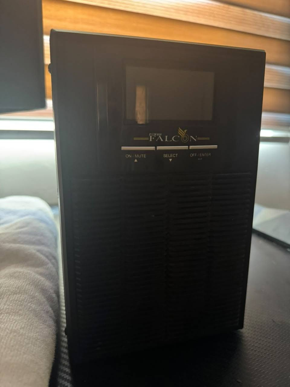 GTX 1660 سوبر • i7-9700 • شاشة 24 165هرتز