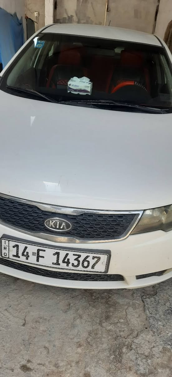 سلام عليكم  شباب سيراتو ٢٠١٢ رقم بصرة بئسمي  بيهة بارد فقط  تبريد تدفئة كير محرك مكفولات حدادة كلشي جاهز سعر ١٠٠ ويمك سونار *********** متوفر
