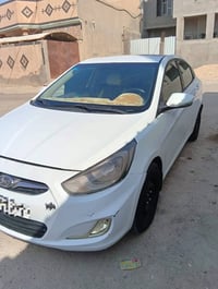 اكسنت • ٢٠١٢ • موتور ١٦٠٠