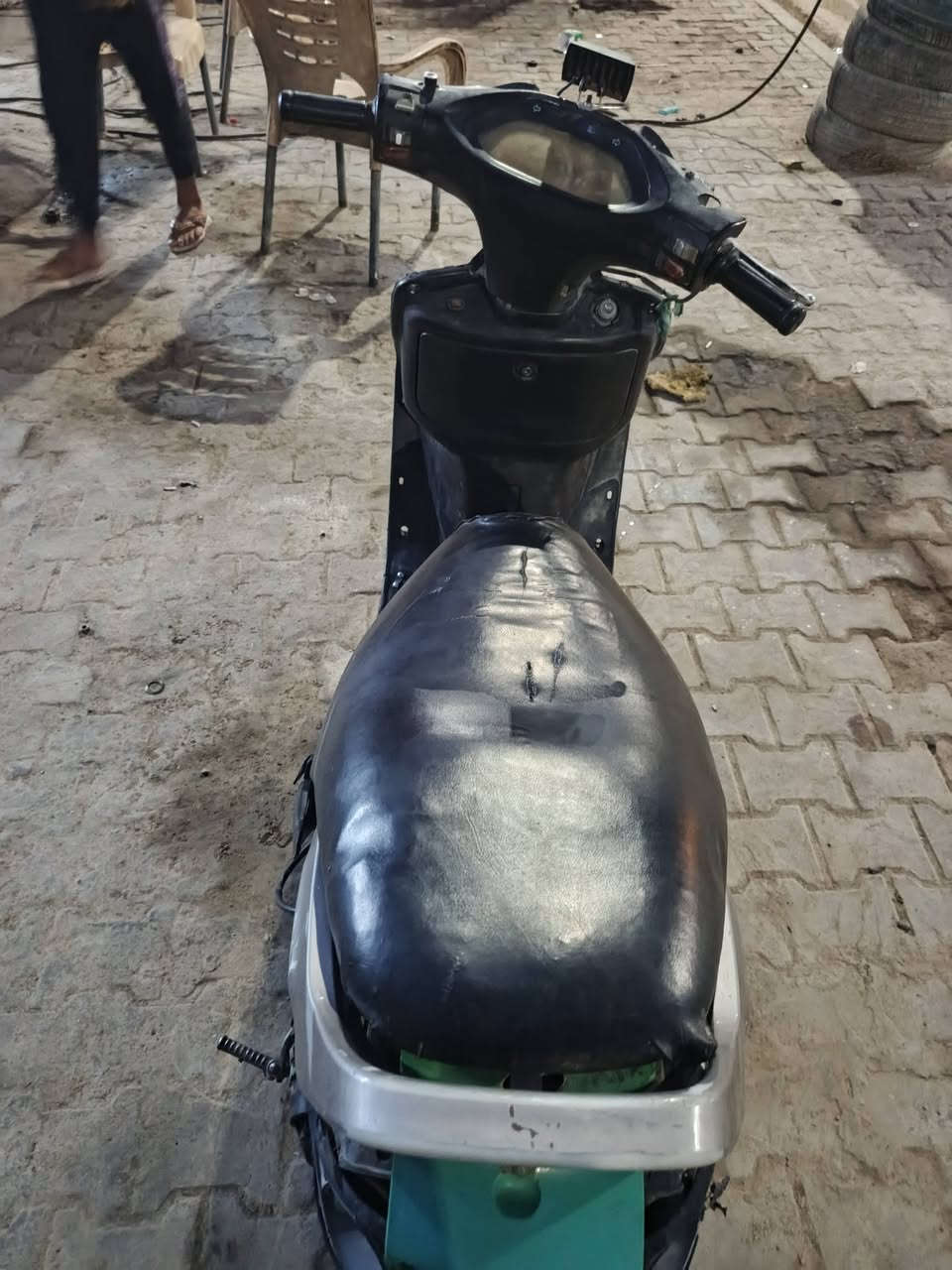 سلام عليكم للبيع فحل الدراجه حلوه مكينتهه تخبل اب ٢٠٠ وبيهه مجال مال جناي ***********
