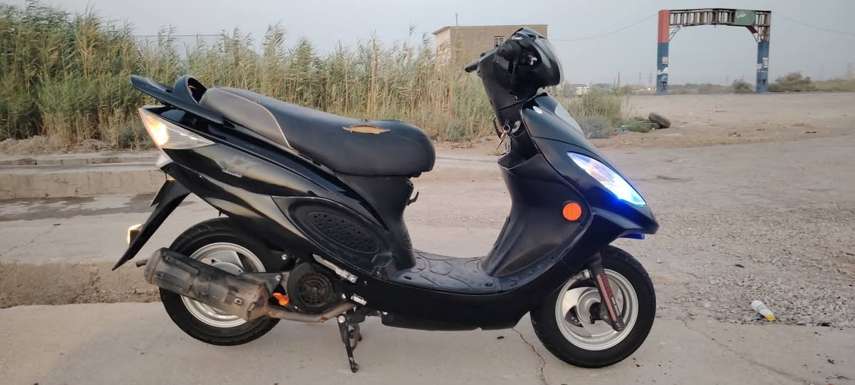سلام عليكم كامكو البيع v2مكينه150 مكفواله موديل 16سعر بواحد وبيه مجال مكاني رفاعي ***********
