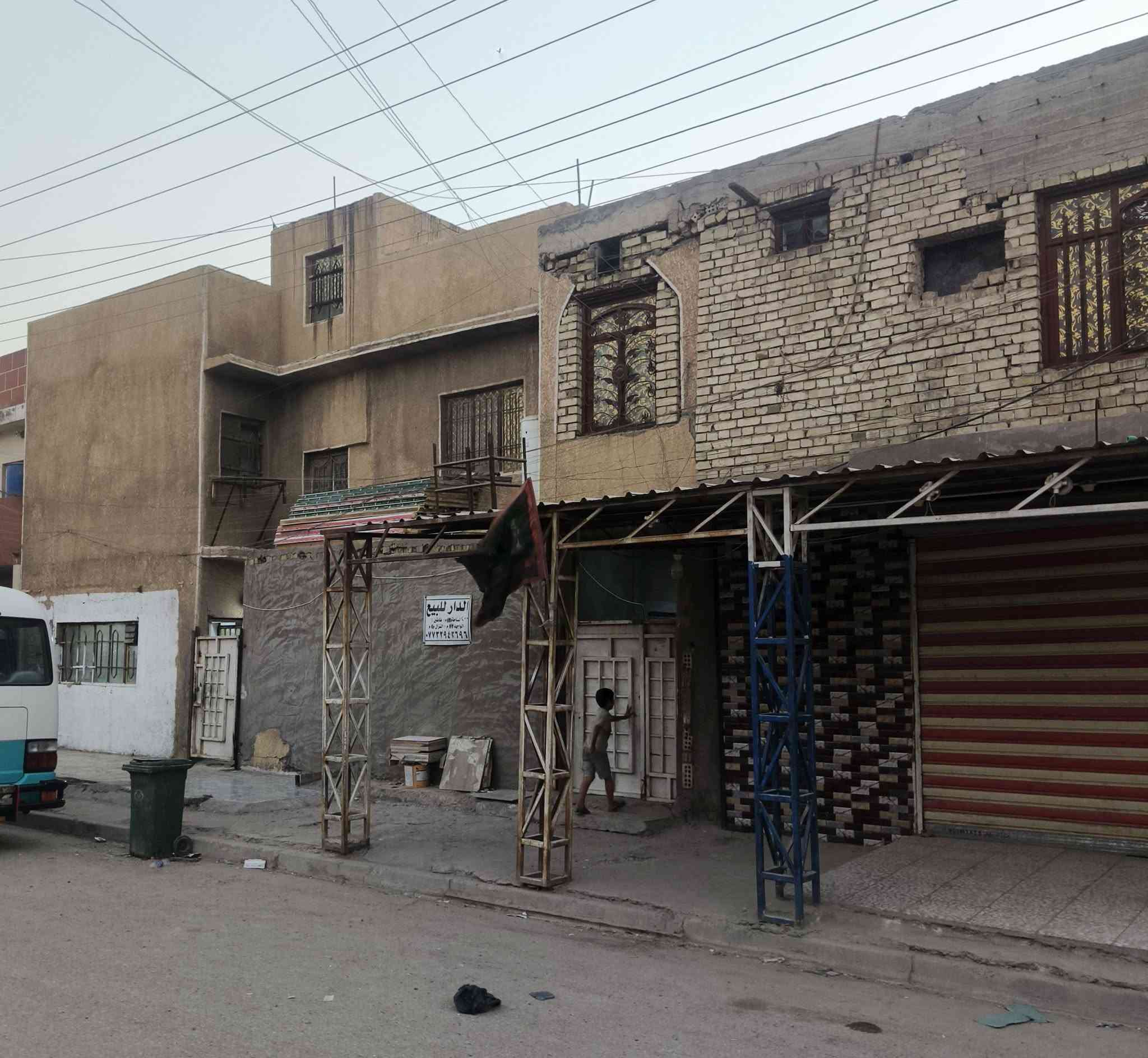 السلام عليكم بيت 200متر ركن للبيع 
خلف السوق عرض شارع ١٥ ‏الاستفسار ‪***********‬‏
