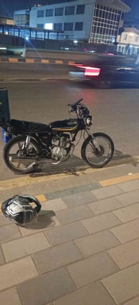 للبيع 07740451318 كلشي مابيها دراجه أكفلك محرك