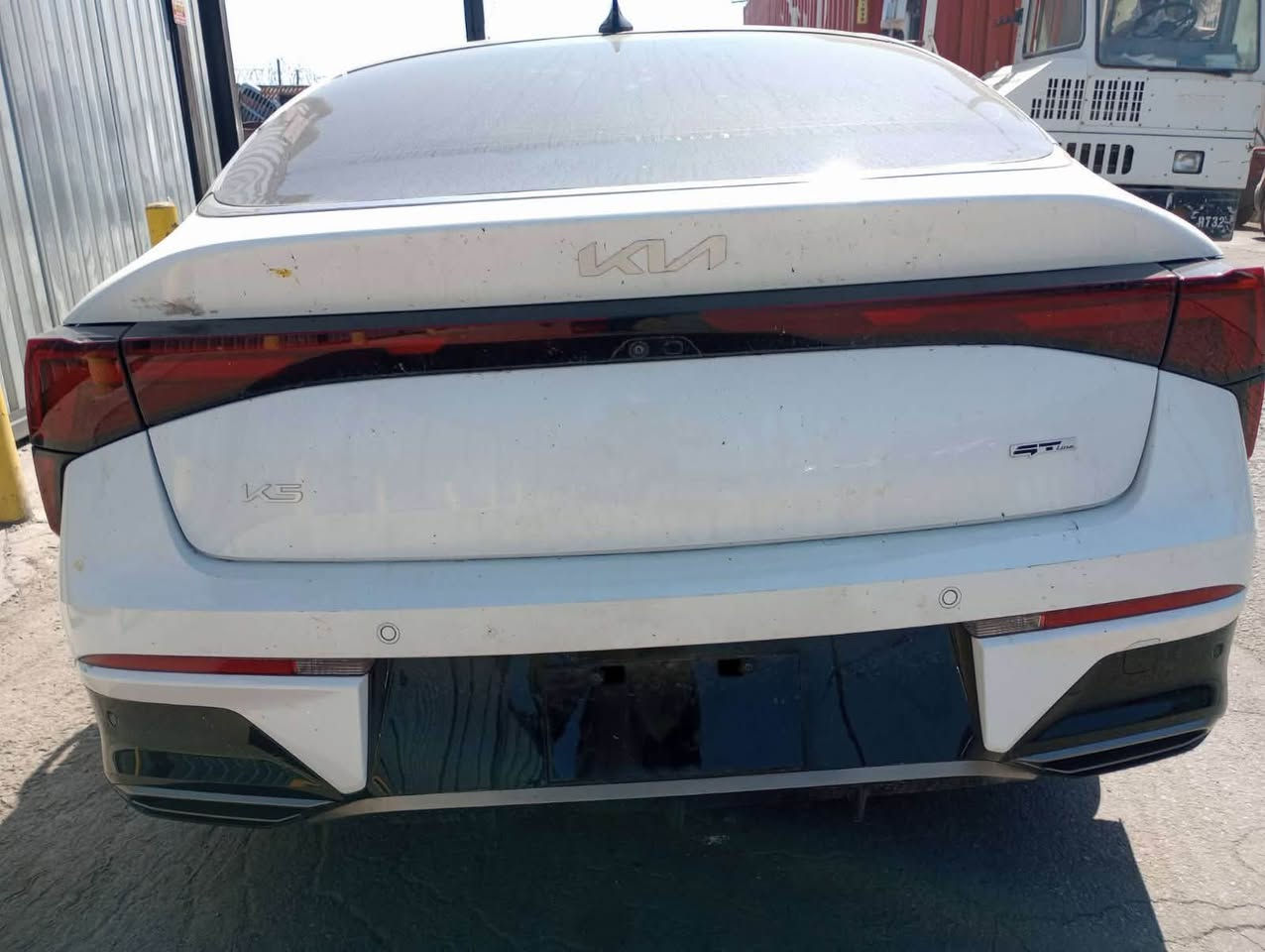اللون ابيض
موديل 25  فول 1/1 
حادث سطحي بسيط
بصمة  بانوراما 
كشنات جلد احمر قرميدي

السيارة حاليا بالمنطقة الحره

بالامكان ادخالها على كتاب ذوي الشهداء 

او حره 

للتواصل 
واتساب   ***********
