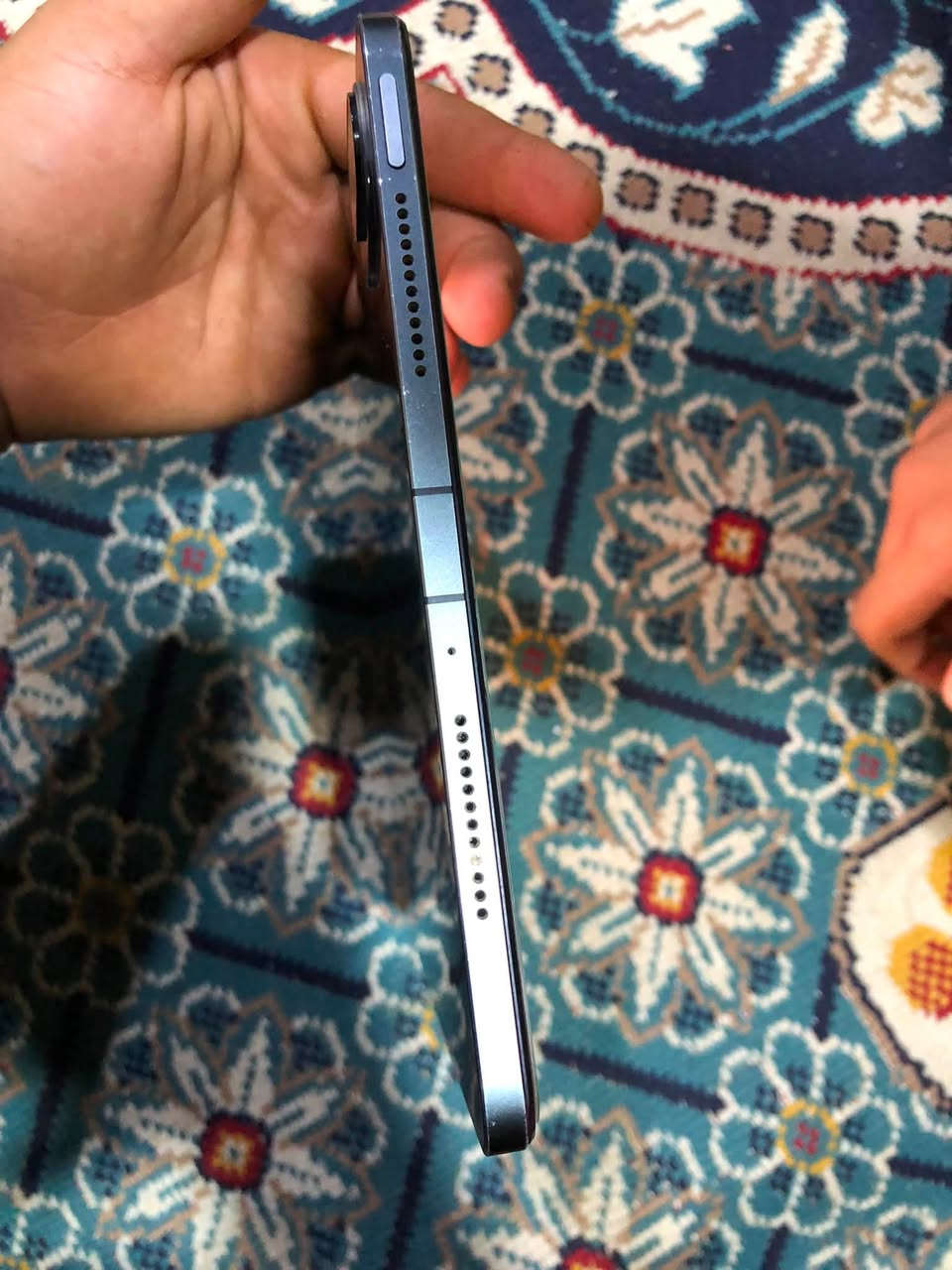 شاشة مكسورة • ذاكرة ٢٥٦ • رام ٦,١