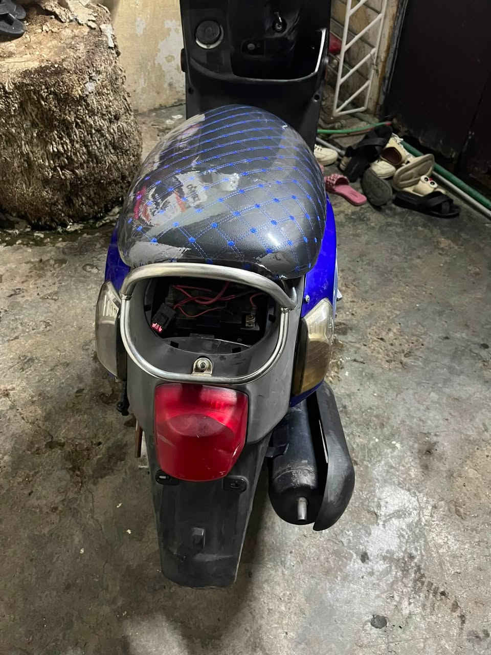 سلام عليكم دراجه بوليس نوزل مسطرهً مكينه مكفوله و نوقصها مثل ما مبين بل صوره كفاله كفر و مكينه السعر ٦٠٠ و بيها مجال مكاني الاعظميه 
***********
