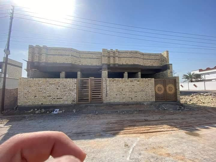 خلفة بناء متفرغ الدبل ٣٥٠ الارضي ***********
