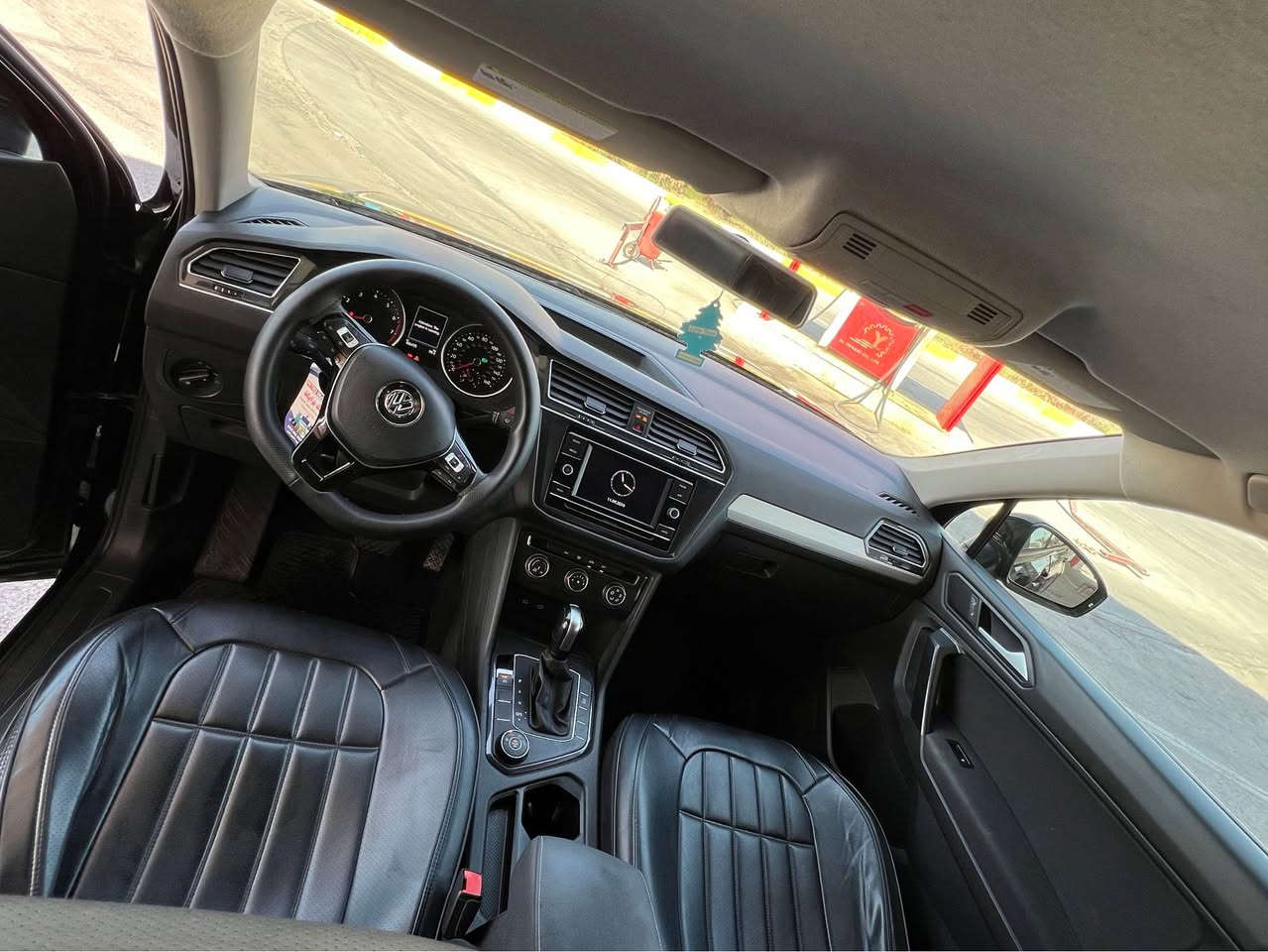 Volkswagen Tiguan 2021 AWD دبل اکسل
سعر🔥🔥 123$ مجال
٠۷٥۱۱۷۷٠۸۷٠☎️
دەبل ئەکسل و سویچ بصمە شاشەو کامێراو رادار پێش ودواوە خەتی جادەو راداری ئاوێنەکان و برێک بصمە و حساسی ناو دەعامی فول تحکمات ستیرن وویل کرۆم لایت لیدە زینۆن تولی سەر سەقف ئیکۆ نۆرماڵ سپۆرت دوگمەی قورو شاخ 
تەنها چملاغ دواوە بۆیاغە لەگەل بستێک دەرگا دواوە بێ ناو گرتن هیج ارباگێکی نەتەقیوە پێشی کەپسە دەعامی لایت رادیتر هەموی کەپس بیلادیە
هیچ شوخت و ساردی نیە بەشەرت
گێرو مکینەو کاربای رادار بەری گزۆز هەموی بەشەرتی بیلادی
تاقم تایە لۆک بەستراوە پاتری نوێ
هەزەو سەنەوی نوێ تا ۲٠۳٠ رەقەم باریک 
ڕۆنی گێرو مکینە گۆراوە کامل سیرفس کراوە هەمو شتیک بەشەرت
بەناوکردن وەکالە غرامە بەشەرت
تکایە کریار نیت سەرمان مەهێشێنە لەگەل ڕێزدا
شوێن اربیل📍 رانية, السليمانية

نص مكتوب في الصور:
- 1:16 LTE 82 Photos 3VV0B7AXXMM008285 1-62082613 Copart Location: Somerville (NJ) Shipping from: Newark (NJ) Seller: Insurance Company Sale Document: Cert of title-salvage (NJ) Sales History 1 Similar archival offers You are watching archived offer. Auction ended on Friday, September 1, 2023. Friday, September 1, 2023 10 Photos bid.cars
- 1:16 LTE 82 3VV0B7AXXMM008285 1-62082613 Copart Location: Somerville (NJ) Shipping from: Newark (NJ) Seller: Insurance Company Sale Document: Cert of title-salvage (NJ) Sales History 1 Similar archival offers You are watching archived offer. Auction ended on Friday, September 1, 2023. Friday, September 1, 2023 10 Photos bid.cars