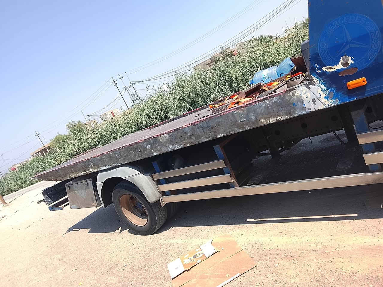 كرين سطحه للبيع موديل 2008مكينه6 فحل 8برغي مكفولة مكين وكير واكسل وشاصي كفاله المكان السماوه الرميثه***********السعر380ورقه
