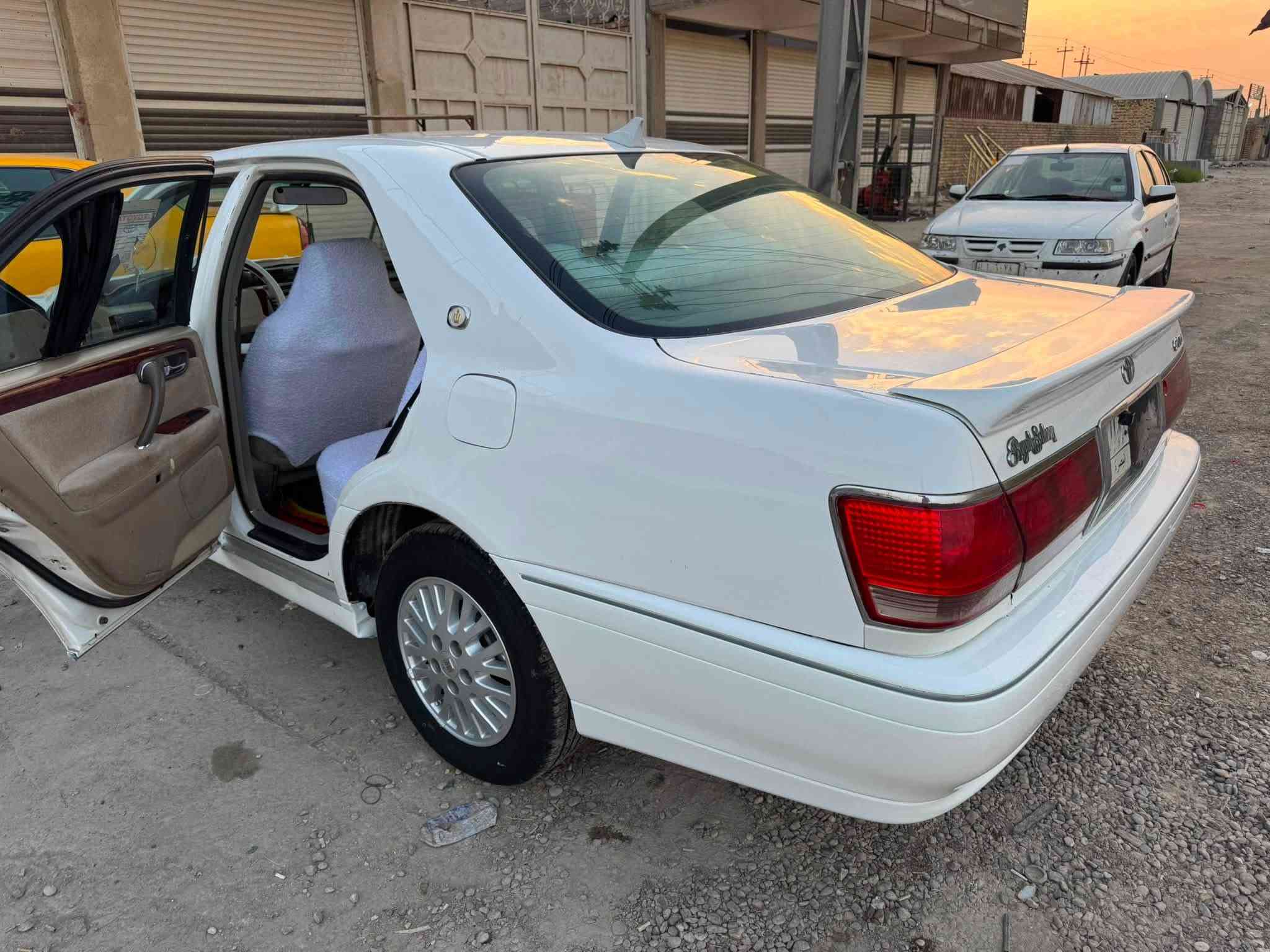 تيوته ملكه  رقم بصره مشروع وطني تحويل مباشر  السياره كفاله كص ونقل جثه وعيب شرعي ولضربه  صبغ بيها  مكانات قليله كير ومكينه كفاله حداده جديده تبريد ثلج السياره دكمه وحده مواصفات عاديه جاهزه كلها اي نقص مابيها سعرها 118 وبيها مجال مكاني ناصريه سوق الشيوخ الشراي يتصل ***********
