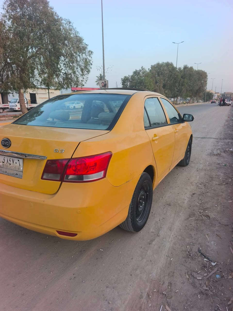 BYD G3 2013
رقم بغداد🚖 باسمي مصفره هيئه وغرامات سياره جاهزه
كير عادي 👍🏻 مكينه وكير مكفولات  كهربائيات كلها شغاله
 فول مواصفات بصمه وفتحه وتحكمات واشاير بالمري وحساسات ونظام بريك ABS وبصمات بالبيبان لايتات عدسات زنون  للبيع سعرها 50 💵 🚕 📢  عنواني الديوانية وبيها مجال 
للاستفسار اتصل  على الارقام :
***********
***********
