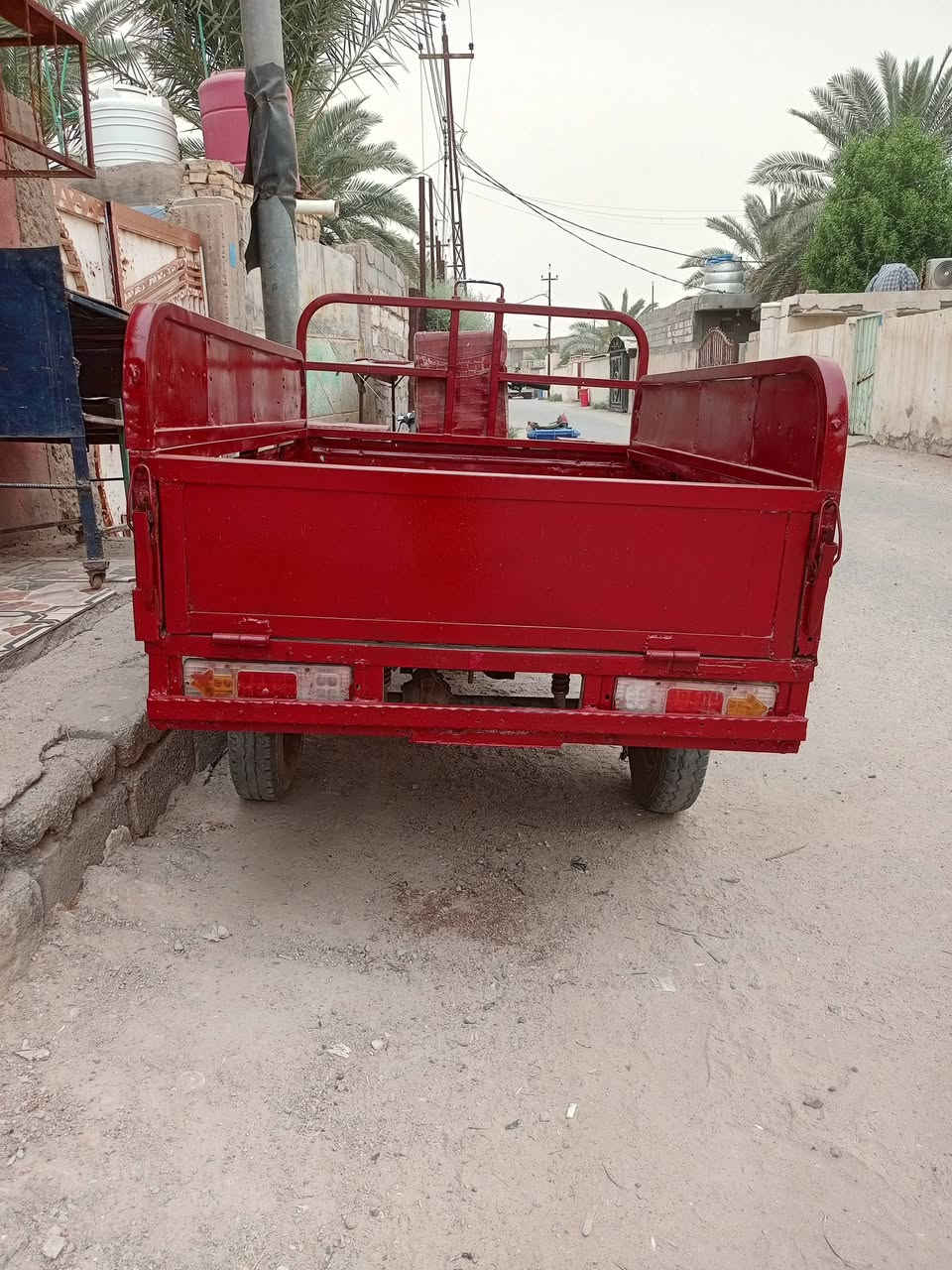 ستوته للبيع سعر 600 بيه مجال قليل في أبي الخصيب جيكور كامله من كلشي الرقم ***********
